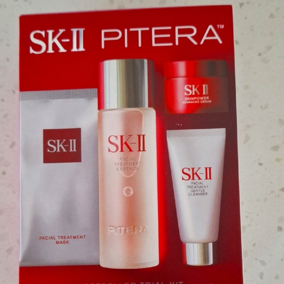 SK-II Pitera Bestseller Trial Set - Picture 1 of 5